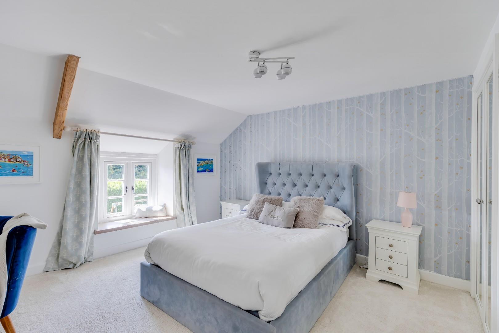 Warren Farm, Pendoylan, Nr Cowbridge, Vale of Glamorgan, CF71 7UJ